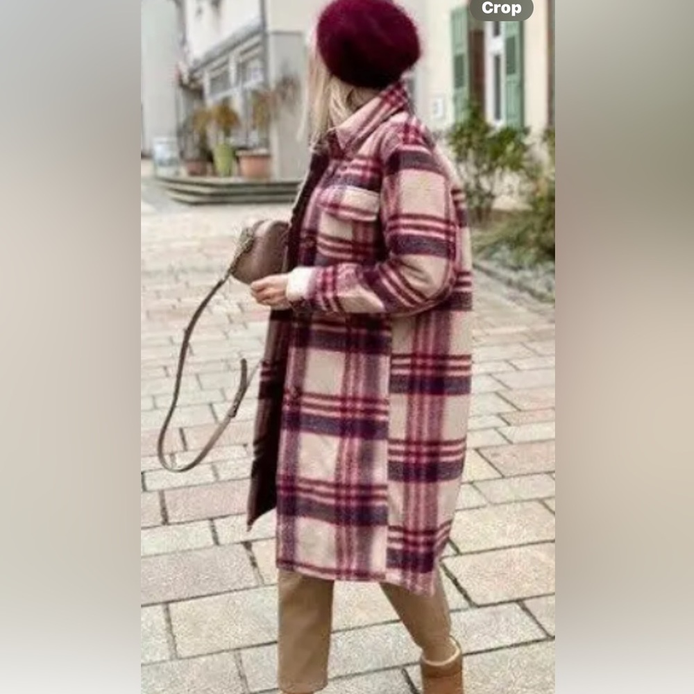 H & M Plaid XS Coat Long relaxed fit,button front, front pockets, lined.